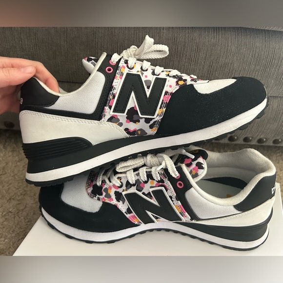 New Balance 574 Muli-Camo Trainers Sneakers Animal Print WL574WP2 Womens 9.5 NEW - Picture 8 of 15